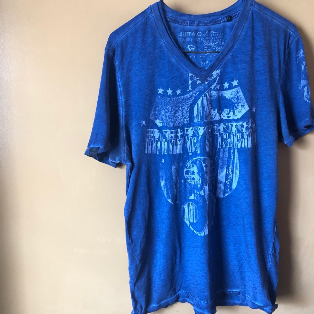 ⭐️3/$30⭐️ Buffalo Men’s Blue T-Shirt